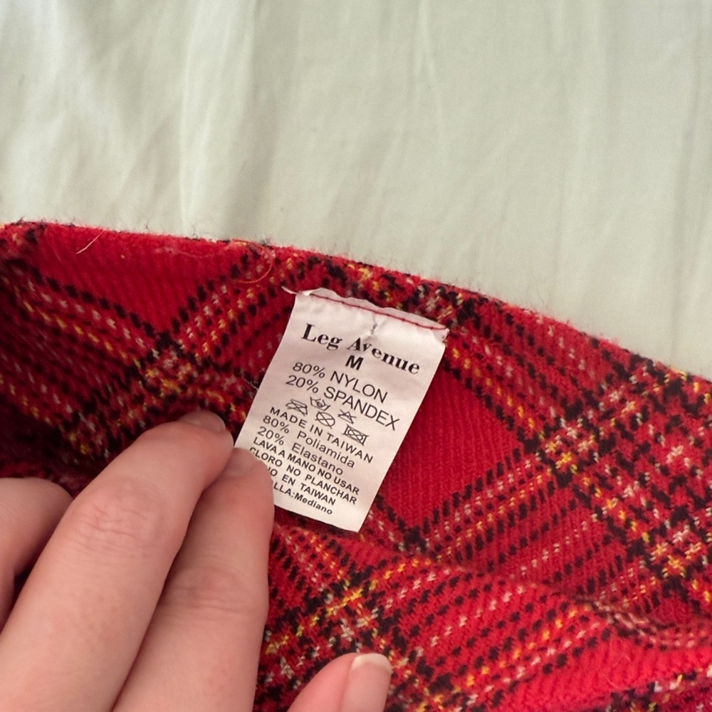 vintage y2k leg avenue red plaid micro mini skirt - Picture 3 of 4